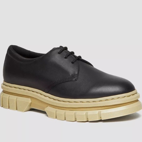 NWT - Dr. Martens Black and Tan Mens/Womens Tie‎ Oxfords, 7M/8W main image 5